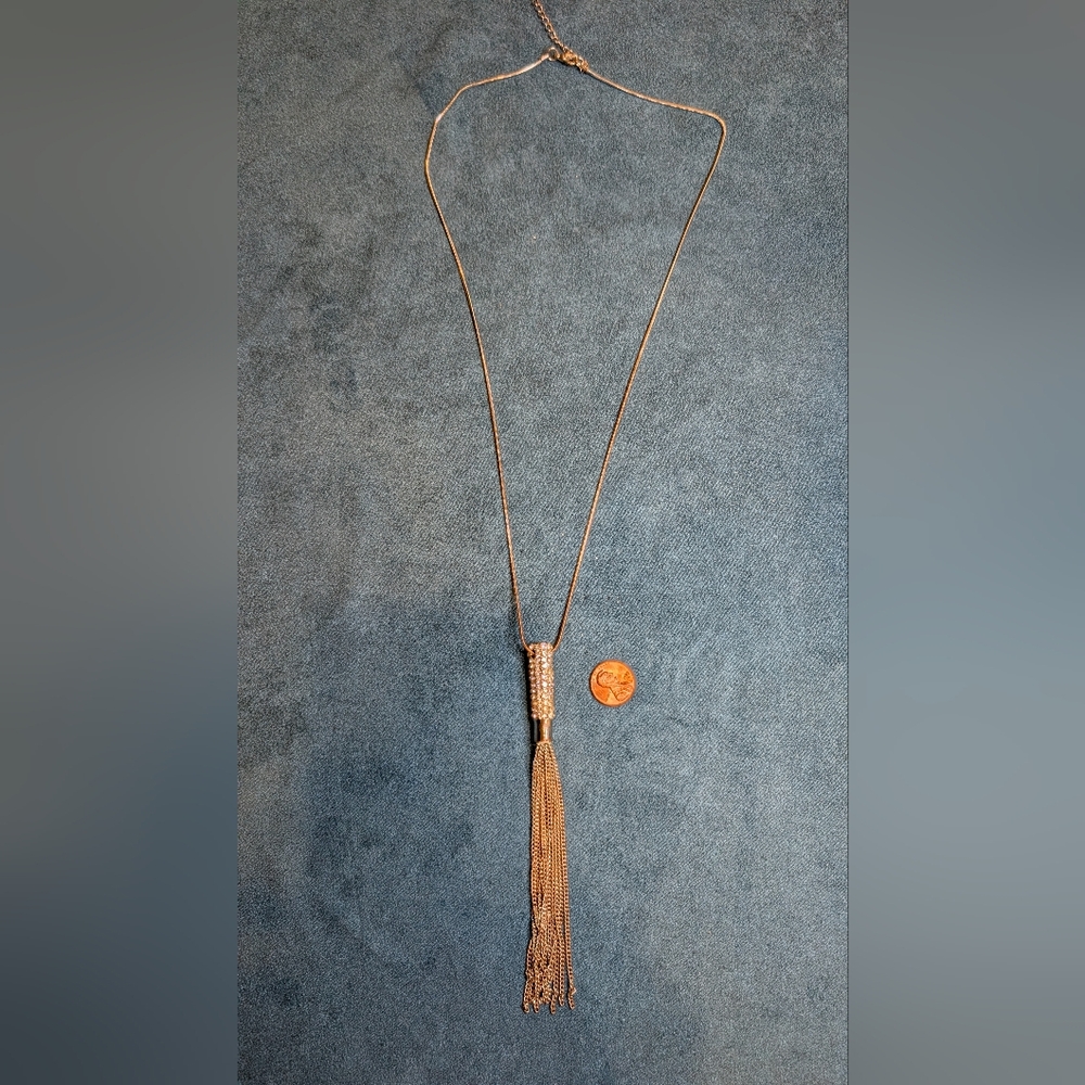 Elegant Gold Tassel Necklace